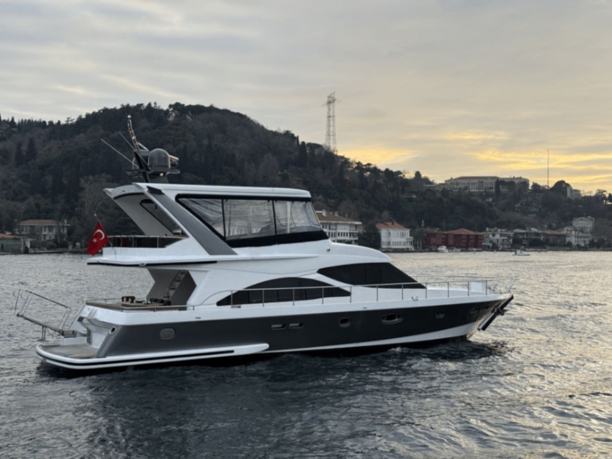 Luxury Motoryacht 19 m 1