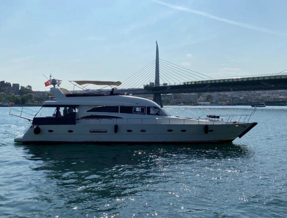 Motoryacht 22 m 3