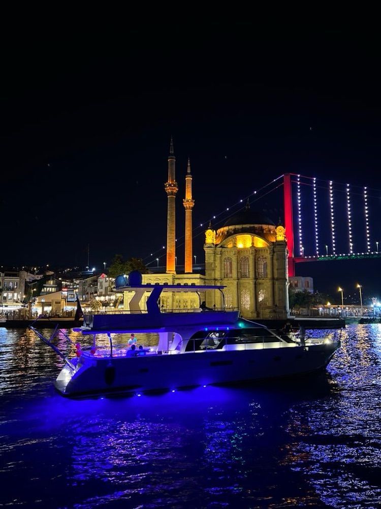 Motoryacht 20 m 3