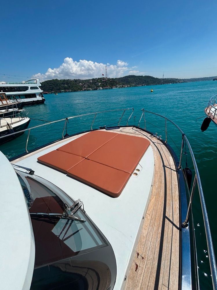 Motoryacht 14 m 3