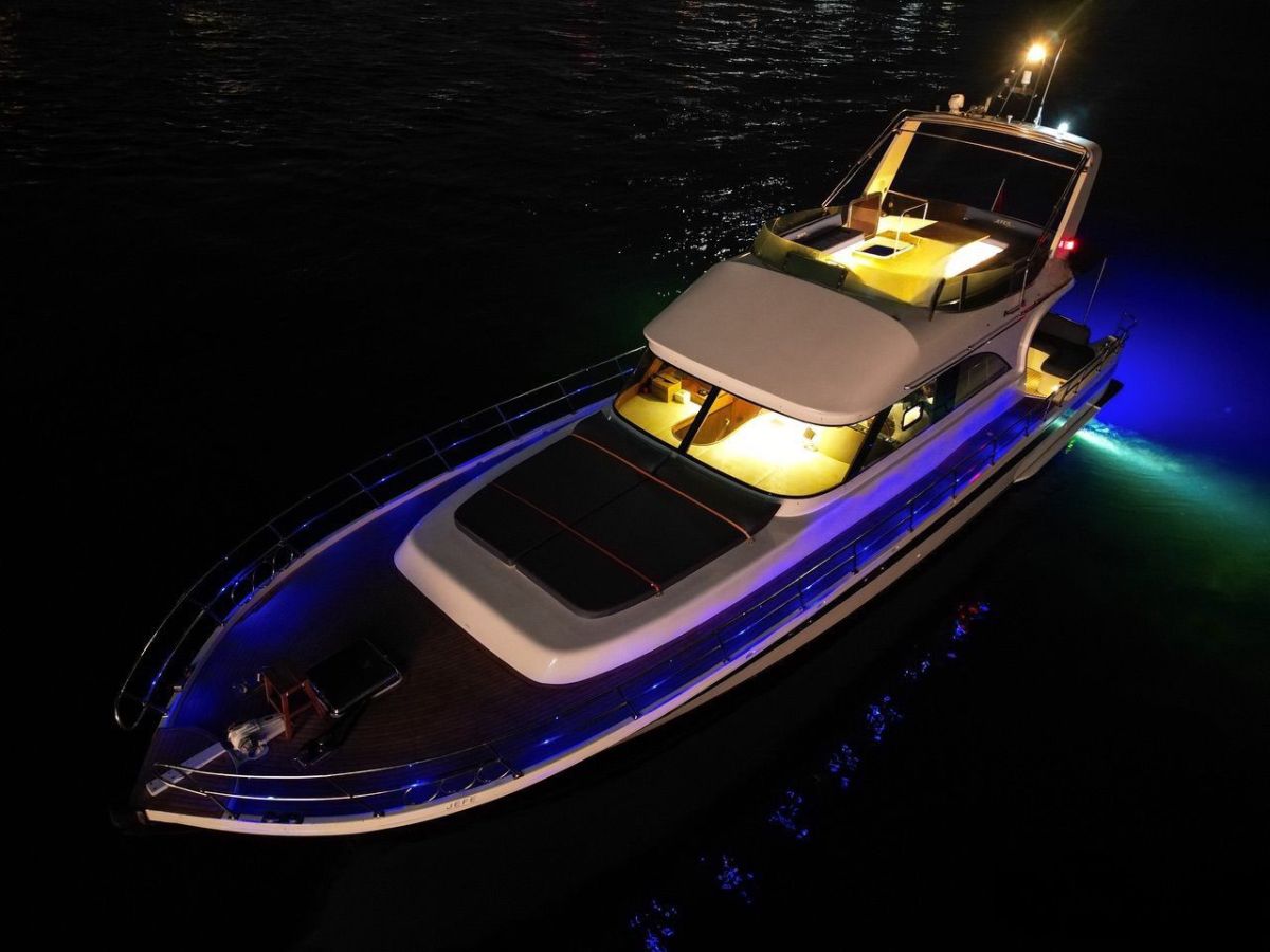 Luxury Motoryacht 17 m 2