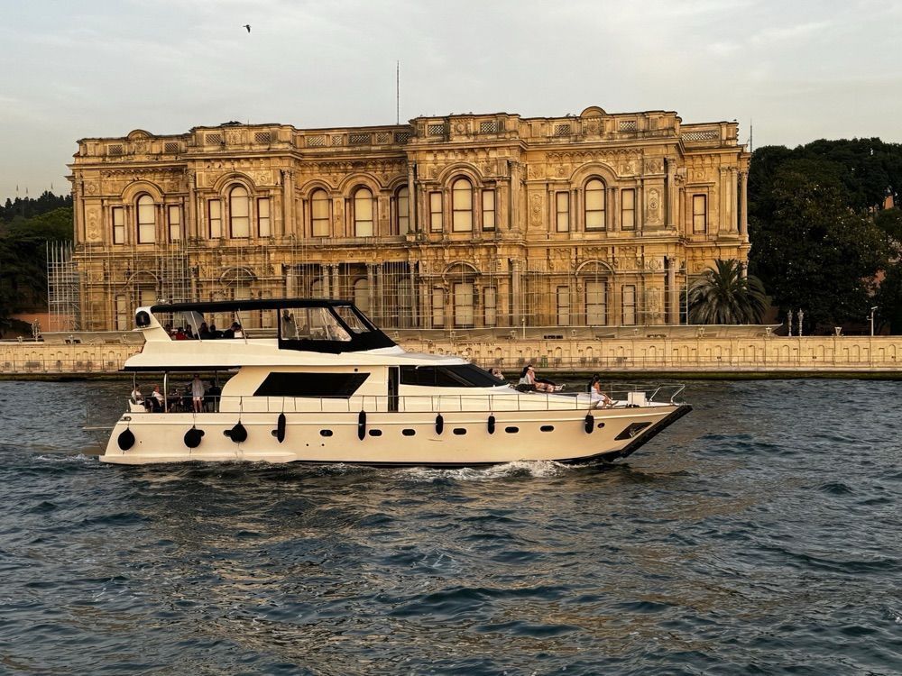 Motoryacht 25 m 1