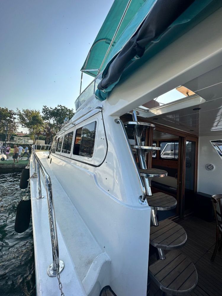 Motoryacht 15 m 3
