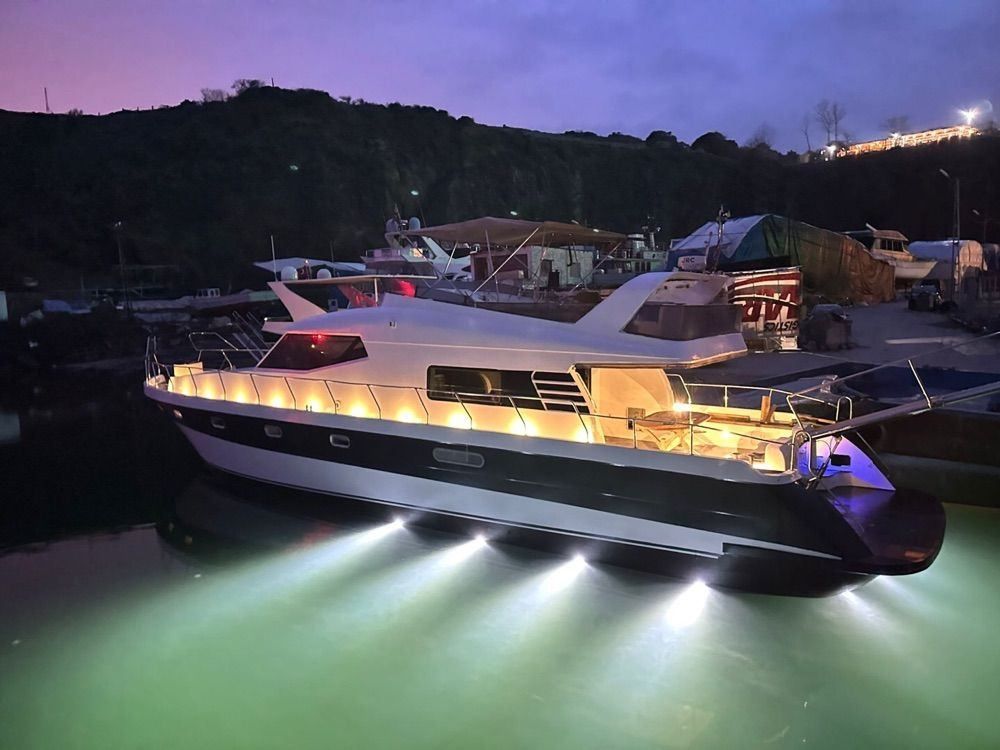 Luxury Motoryacht 20 m 1