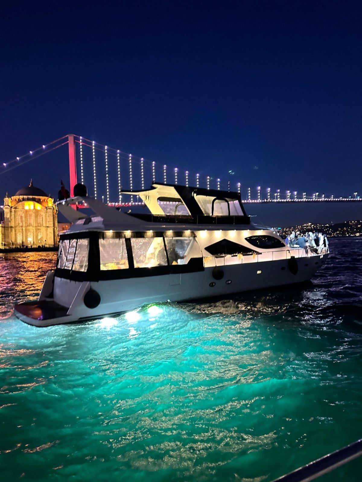 Motoryacht 22 m 2