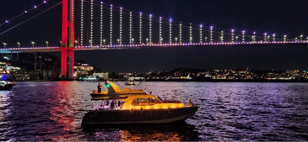 Motoryacht 14 m 3