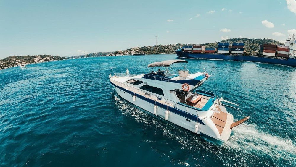 Motoryacht 24 m 1